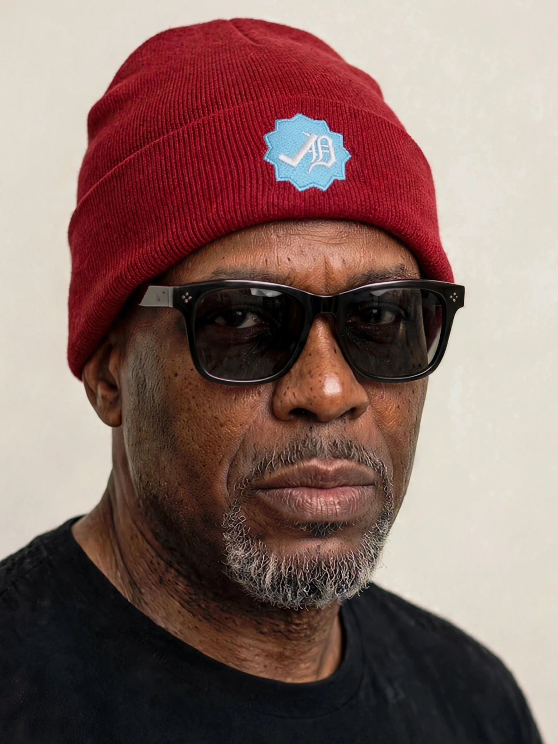 Verified Skully (Burgundy)