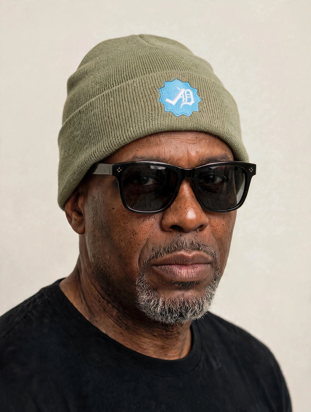 Verified Skully (Tan)